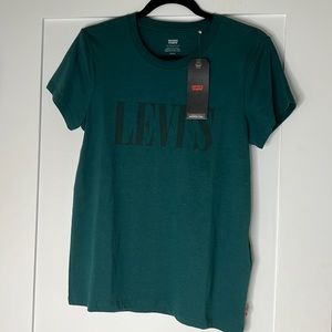 Levi’s small green t-shirt NWT